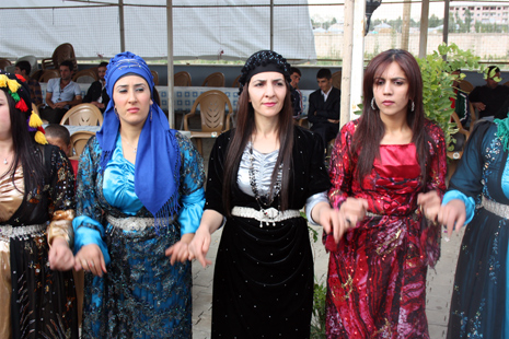 Yüksekova Düğünleri (06-07) Ekim 2012 98