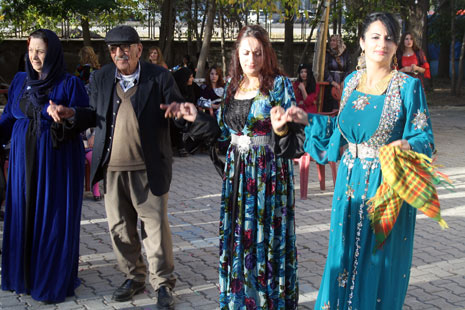 Yüksekova Düğünleri (13-14) Ekim 2012 22