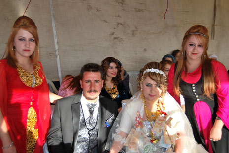 Yüksekova Düğünleri (13-14) Ekim 2012 36