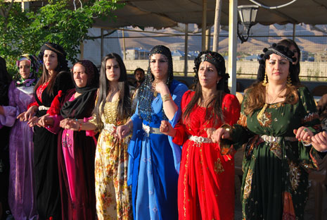 Yüksekova Düğünleri (13-14) Ekim 2012 39