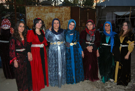 Yüksekova Düğünleri (13-14) Ekim 2012 52