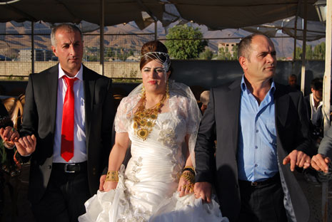 Yüksekova Düğünleri (13-14) Ekim 2012 62