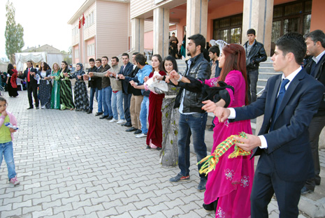 Yüksekova Düğünleri (20-21) Ekim 2012 22