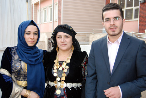 Yüksekova Düğünleri (20-21) Ekim 2012 23