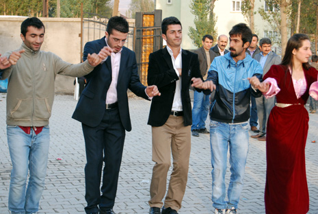 Yüksekova Düğünleri (20-21) Ekim 2012 25