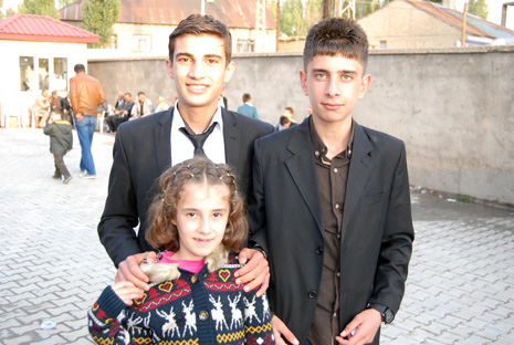Yüksekova Düğünleri (20-21) Ekim 2012 64