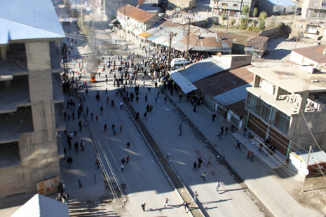 Yüksekova Savaş Alanına Döndü 8
