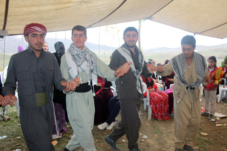 Düzenci Ailesinin Mutlu Günü 45