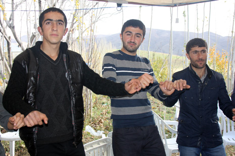 Düzenci Ailesinin Mutlu Günü 74