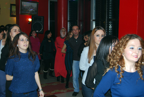 Öğretmenler Gece'de Coşkuyla Eğlendi 1