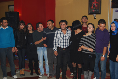 Öğretmenler Gece'de Coşkuyla Eğlendi 11