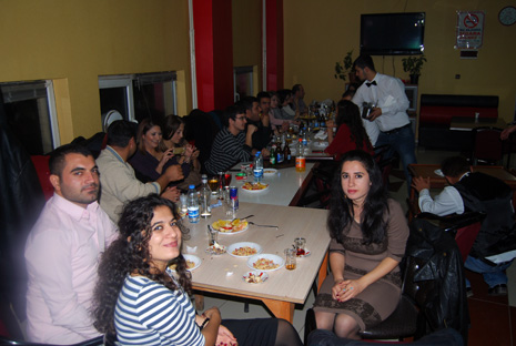 Öğretmenler Gece'de Coşkuyla Eğlendi 17