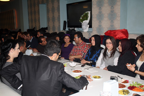Öğretmenler Gece'de Coşkuyla Eğlendi 45