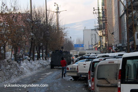 Yüksekova'da Kısa ÜSreli Gerginlik 7