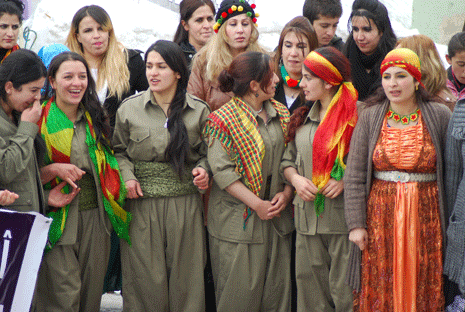 Yüksekova'da 8 Mart Kadınlar Günü 11