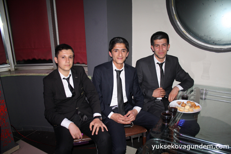 Yüksekova Dershanesi Moral Depoladı 18