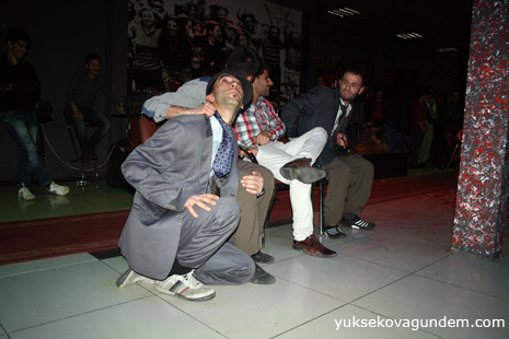Yüksekova Dershanesi Moral Depoladı 22
