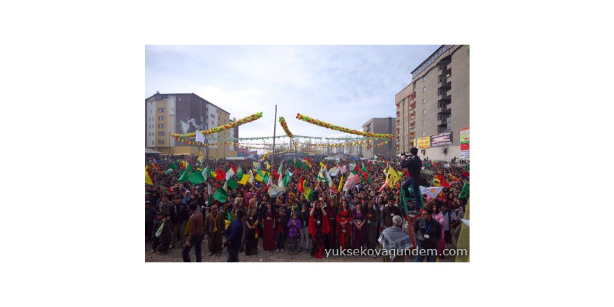 Yüksekova Newrozun'dan Kareler