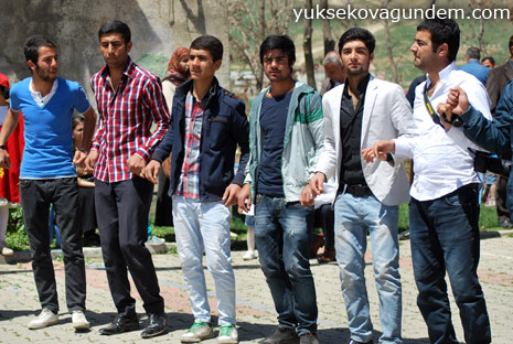 Yüksekova'da 1 Mayıs 37