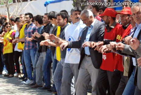 Yüksekova'da 1 Mayıs 46