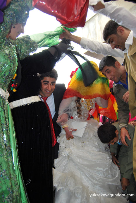Yüksekova Düğünleri (11-12) Mayıs 2013 114