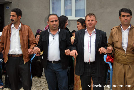 Yüksekova Düğünleri (11-12) Mayıs 2013 37