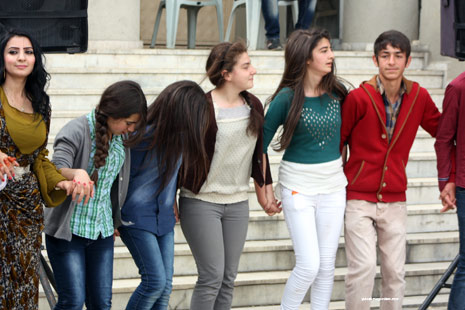 Yüksekova Düğünleri (11-12) Mayıs 2013 54