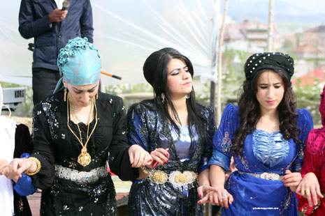Yüksekova Düğünleri (11-12) Mayıs 2013 70