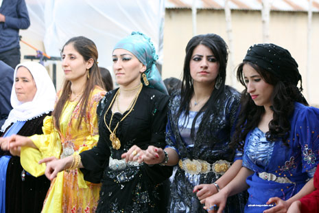 Yüksekova Düğünleri (11-12) Mayıs 2013 71