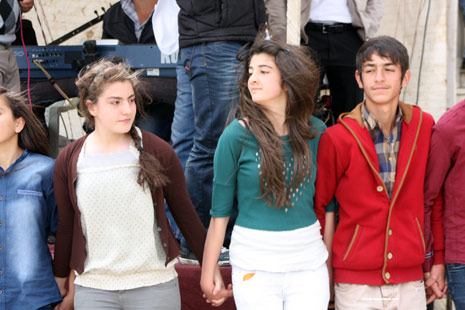 Yüksekova Düğünleri (11-12) Mayıs 2013 83