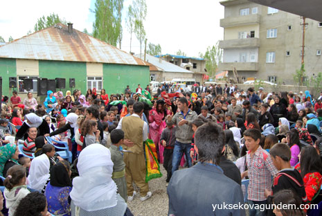 Yüksekova Düğünleri (11-12) Mayıs 2013 96