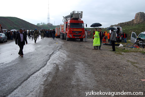 Yüksekova'da Kaza 2 Ölü 1