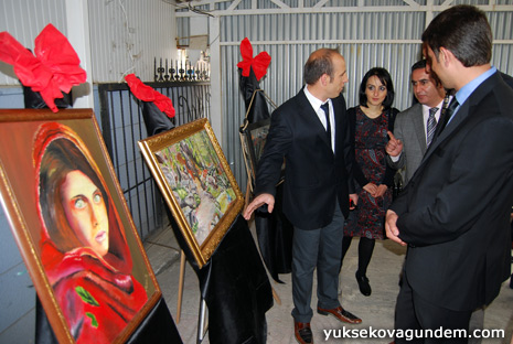 Yüksekova'da Resim Sergisi 4