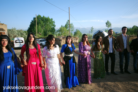 Yüksekova Düğünleri (01-02) Haziran 2013 172