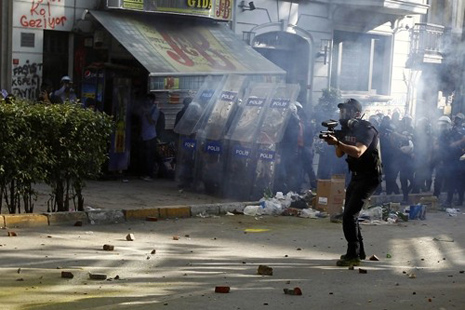 Taksim'e polis baskınından ilk kareler 4
