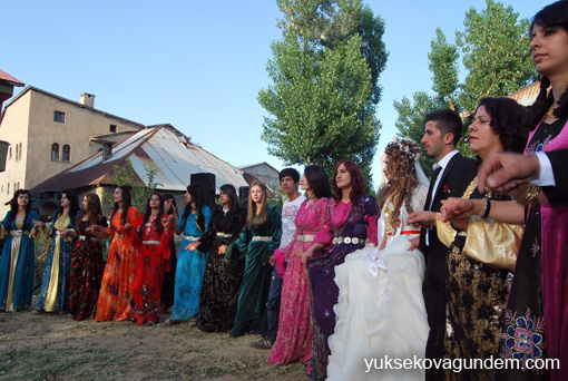 Akça Ailesinin Mutlu Günü 14
