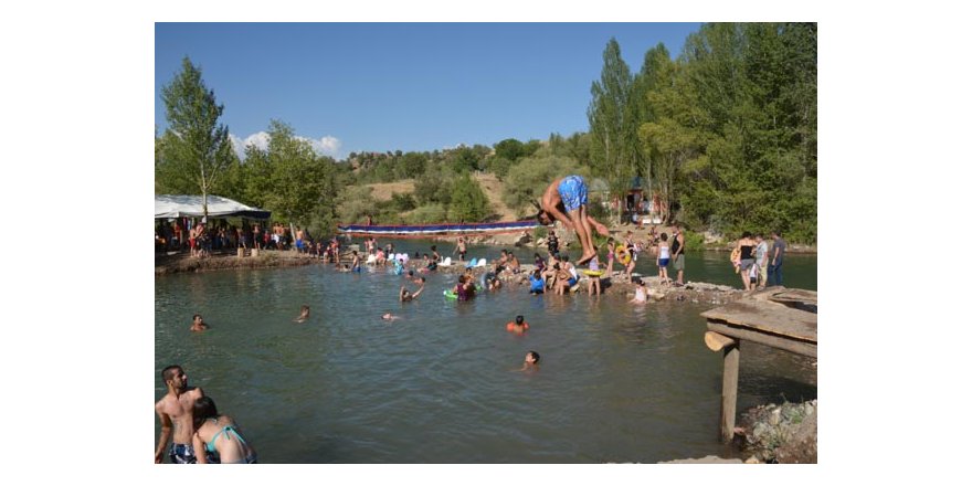 Ege, Akdeniz değil, Tunceli plajları!