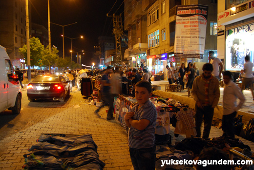 Yüksekova'da Bayram Arifesi 12