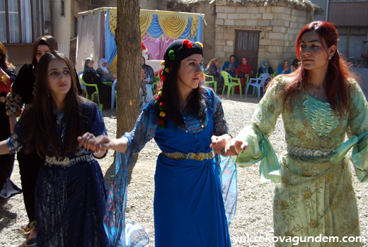Yüksekova Düğünleri (24-25) Ağustos 2013 12