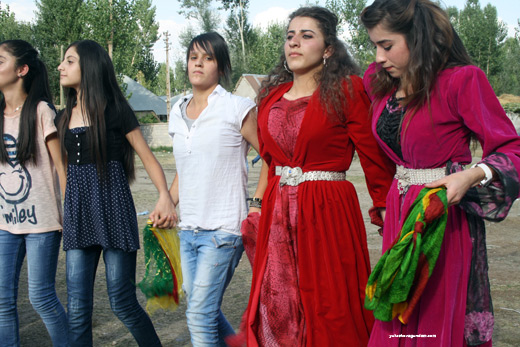 Yüksekova Düğünleri (31-01) Eylül 2013 161