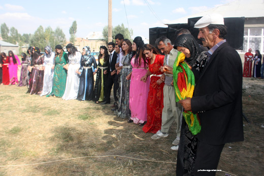 Yüksekova Düğünleri (31-01) Eylül 2013 216