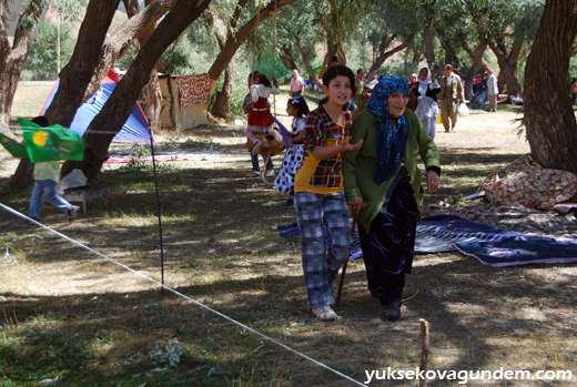 Halk Festival Alanına Akın Ediyor 12