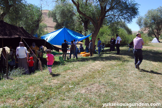 Halk Festival Alanına Akın Ediyor 14