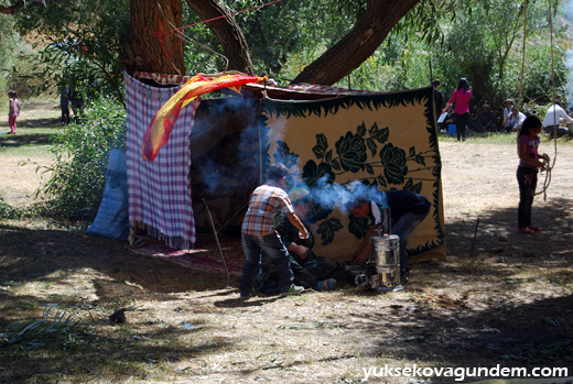 Halk Festival Alanına Akın Ediyor 6