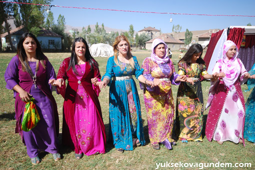 Karataş Ailesinin Mutlu Günü 127