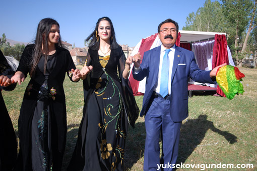 Karataş Ailesinin Mutlu Günü 139