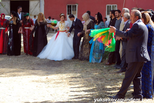 Karataş Ailesinin Mutlu Günü 31