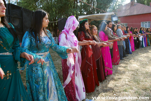 Karataş Ailesinin Mutlu Günü 63