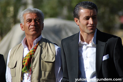 Karataş Ailesinin Mutlu Günü 70