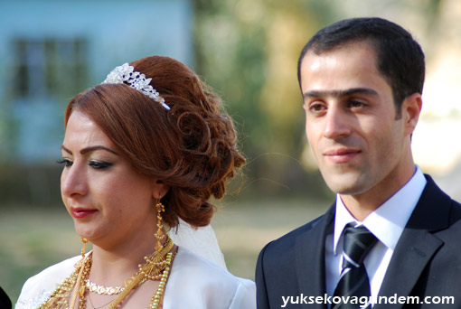 Karataş Ailesinin Mutlu Günü 80